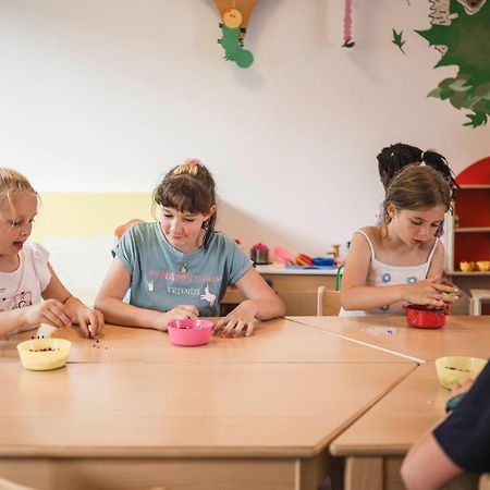 Familienhotel Viktoria Ультимо Экстерьер фото