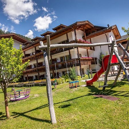 Familienhotel Viktoria Ультимо Экстерьер фото