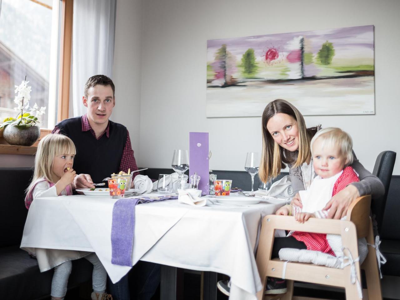 Familienhotel Viktoria Ультимо Экстерьер фото