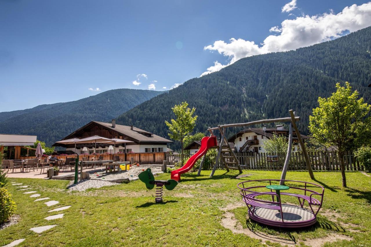 Familienhotel Viktoria Ультимо Экстерьер фото